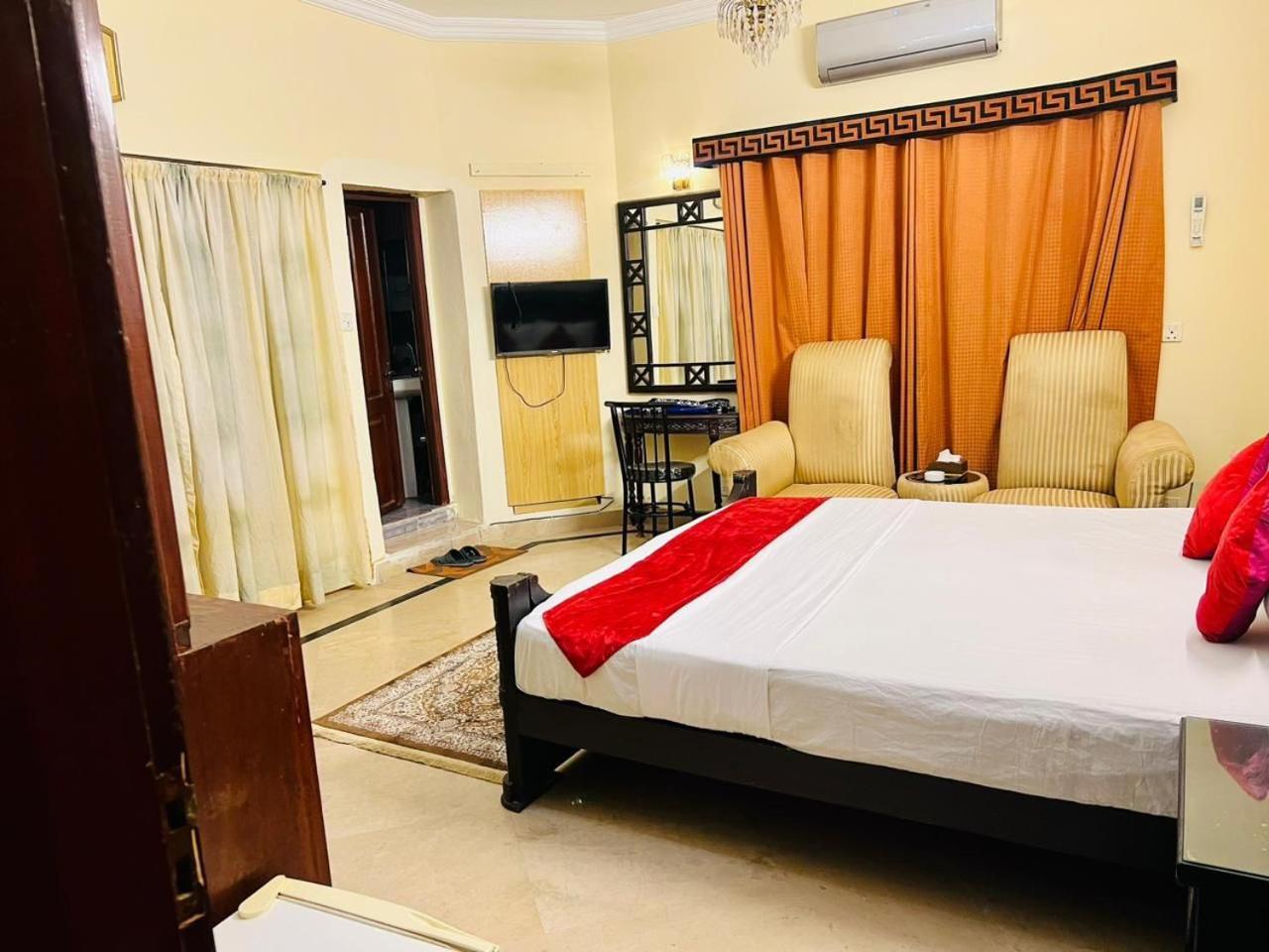 Step Inn Guest House Islamabad Exterior foto