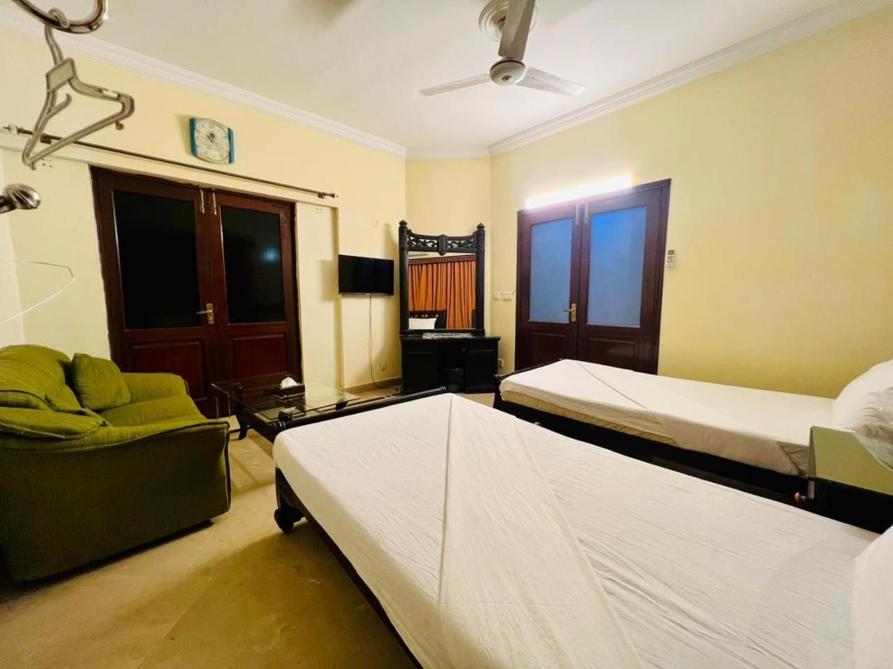 Step Inn Guest House Islamabad Exterior foto
